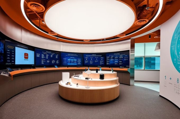 Huawei partners NUS Business Analytics Centre